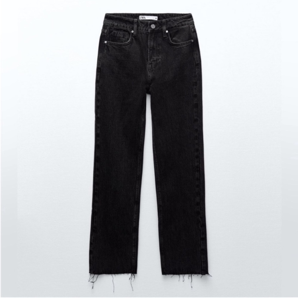 Zara // High Waist Straight Jeans